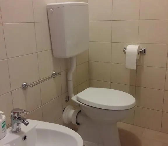 فندق مبيت وإفطار Accogliente E Ospitale